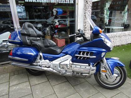 HONDA GL1800 GOLDWING