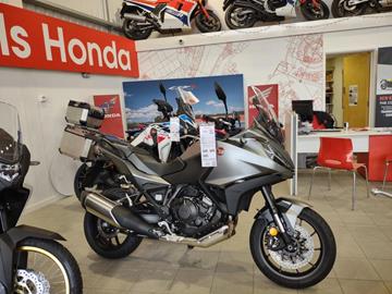 HONDA NT1100