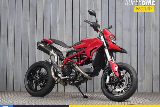 DUCATI HYPERMOTARD 821