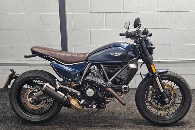 DUCATI SCRAMBLER 800