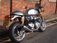 TRIUMPH THRUXTON 1200 R