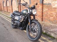 TRIUMPH SCRAMBLER 900