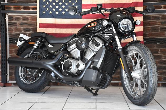 HARLEY-DAVIDSON NIGHTSTER 975