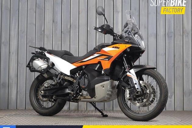 KTM 890 ADVENTURE