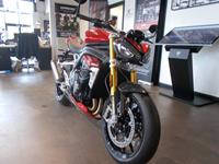 TRIUMPH SPEED TRIPLE 1200 RS