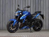 SUZUKI GSX-S750