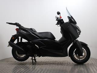 YAMAHA XMAX 125 