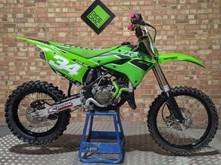 KAWASAKI KX85 