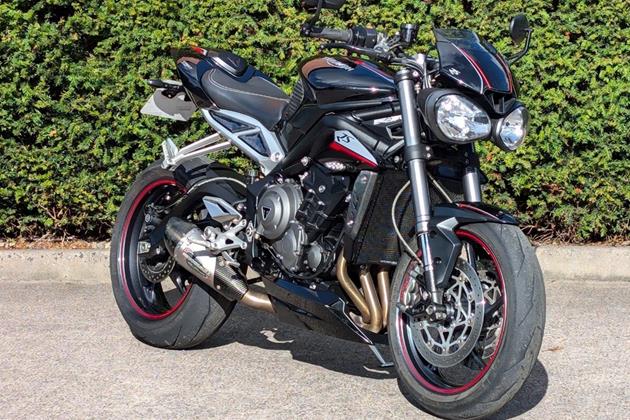 TRIUMPH STREET TRIPLE 765 RS