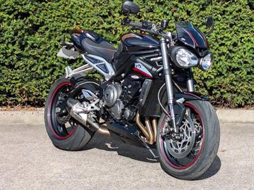 TRIUMPH STREET TRIPLE 765 RS