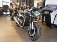 TRIUMPH SPEED TWIN 1200