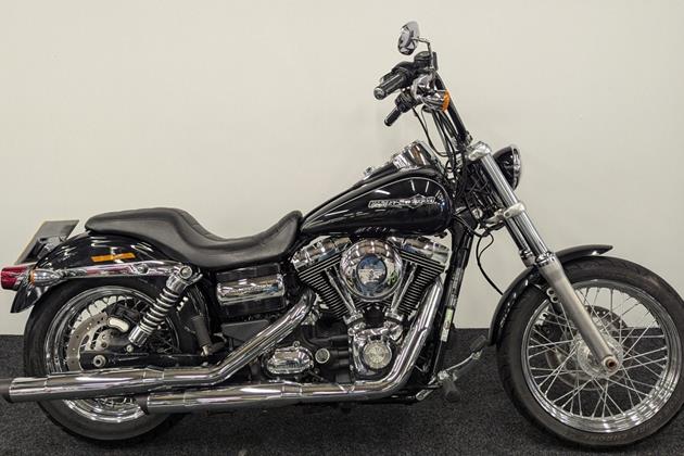 HARLEY-DAVIDSON SUPER GLIDE