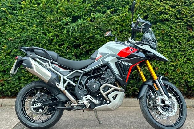 TRIUMPH TIGER 900 RALLY PRO