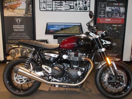 TRIUMPH SPEED TWIN 1200