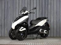 PIAGGIO MP3 300