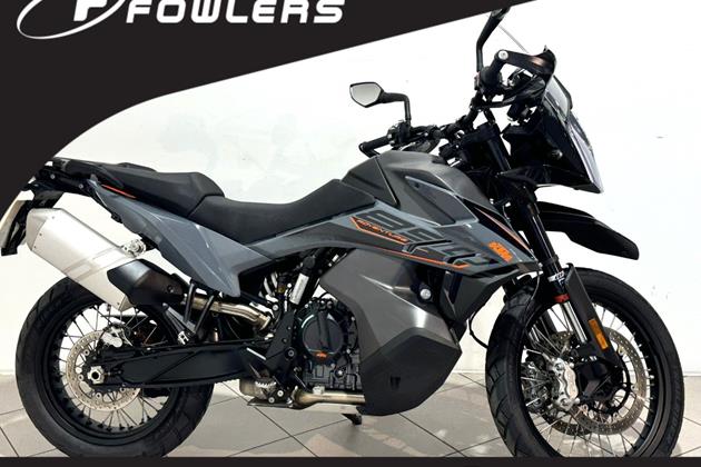 KTM 890 ADVENTURE