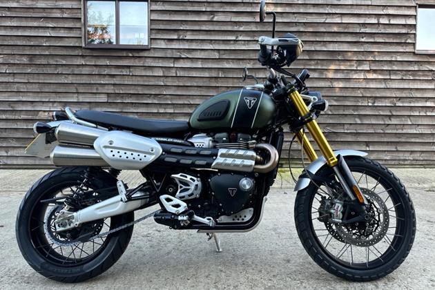 TRIUMPH SCRAMBLER 1200