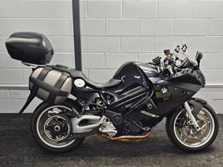 BMW F800ST 