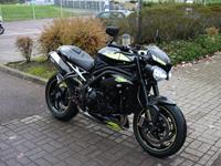 TRIUMPH SPEED TRIPLE 1050 RS