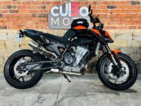 KTM 890 DUKE