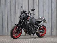 YAMAHA MT-09