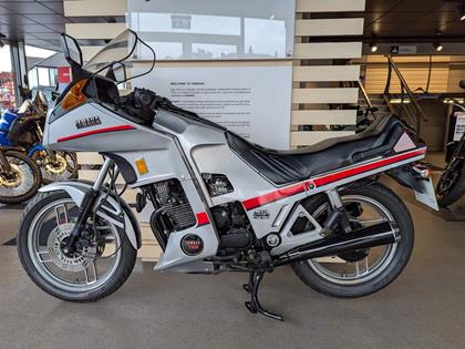 YAMAHA XJ600N