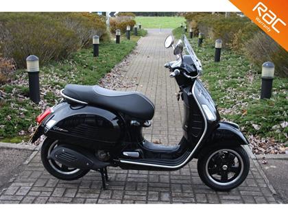 PIAGGIO VESPA GTS300