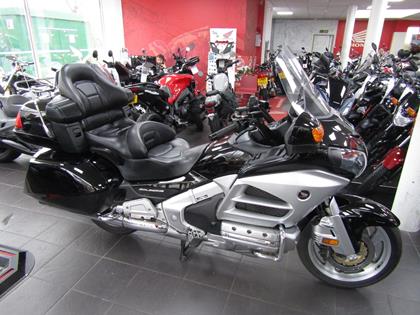 HONDA GL1800 GOLDWING