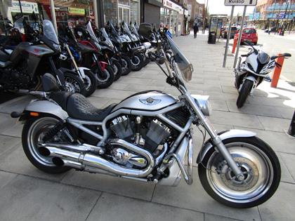 HARLEY-DAVIDSON V-ROD