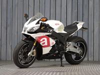 APRILIA RSV4