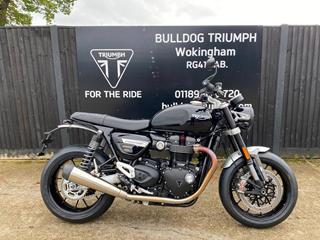 TRIUMPH SPEED TWIN 1200 