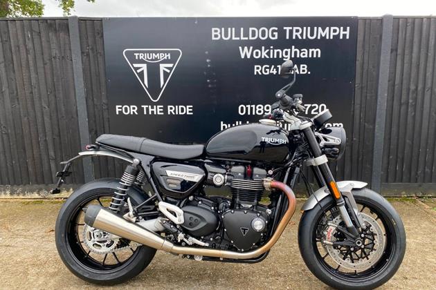 TRIUMPH SPEED TWIN 1200