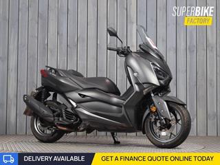 YAMAHA XMAX 125 