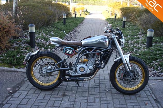 CCM SPITFIRE BOBBER