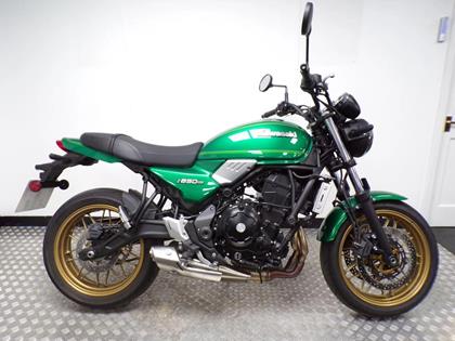 KAWASAKI Z650RS