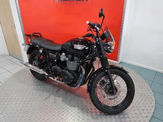 TRIUMPH BONNEVILLE T100 