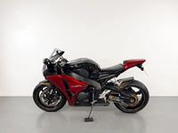 HONDA CBR1000RR FIREBLADE