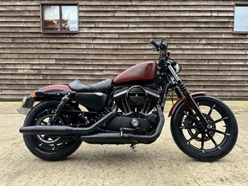 HARLEY-DAVIDSON SPORTSTER 883