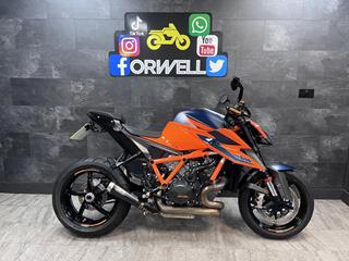 KTM 1290 SUPERDUKE R 