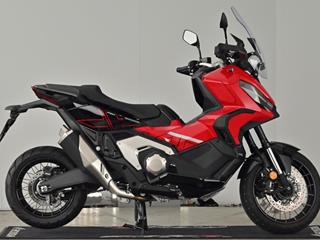 HONDA X-ADV 