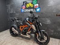 KTM 1390 SUPERDUKE R