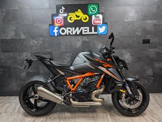 KTM 1390 SUPERDUKE R 