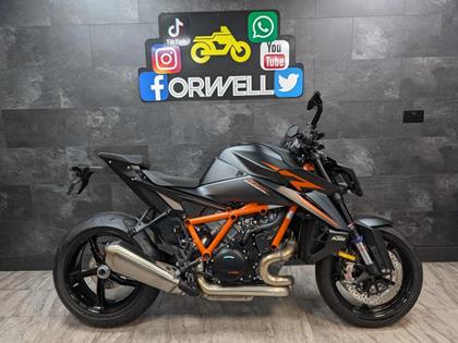 KTM 1390 SUPERDUKE R