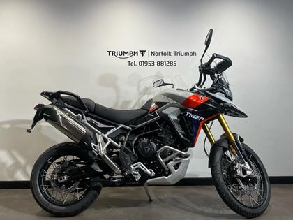 TRIUMPH TIGER 900 RALLY PRO