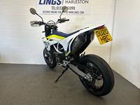 HUSQVARNA 701 SUPERMOTO