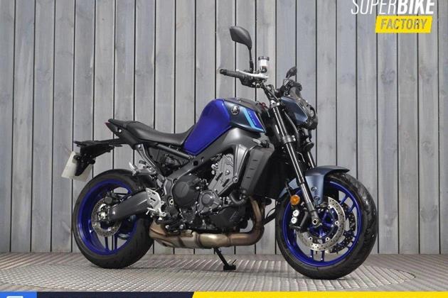 YAMAHA MT-09