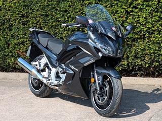 YAMAHA FJR1300 