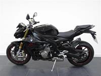 BMW S1000R