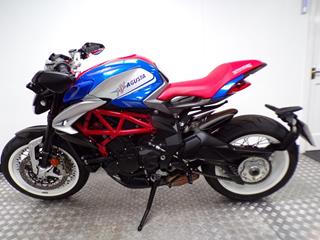 MV-AGUSTA BRUTALE 800 DRAGSTER RR 