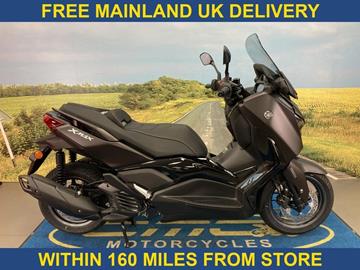 YAMAHA XMAX 125